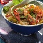Thajská polévka s krevetami